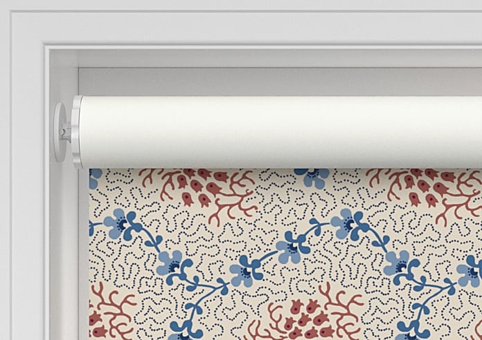 Land & Shore Lorie (Blackout), Red Blue - Twist&Fit Roller Blind - Image 9